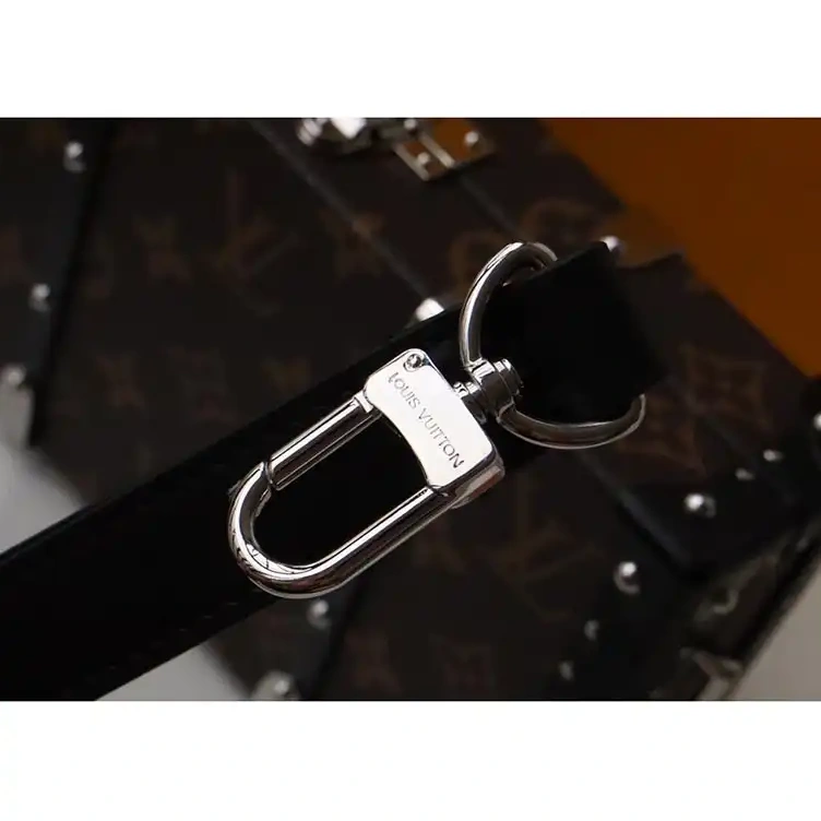 Fashionrepsfam ru 2107YA0130 Bags LV 1016